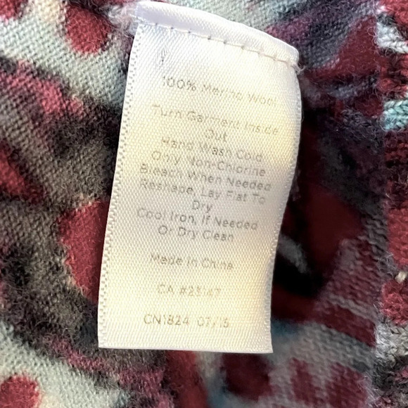 100% Merino wool paisley cardigan by Talbots blue pearl full button front. - Picture 6 of 6